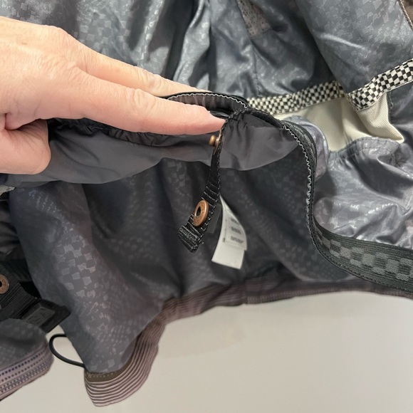 Vans Women’s Femme Coat for Snowboarding/Skiing/Staying warm - Picture 1 of 13